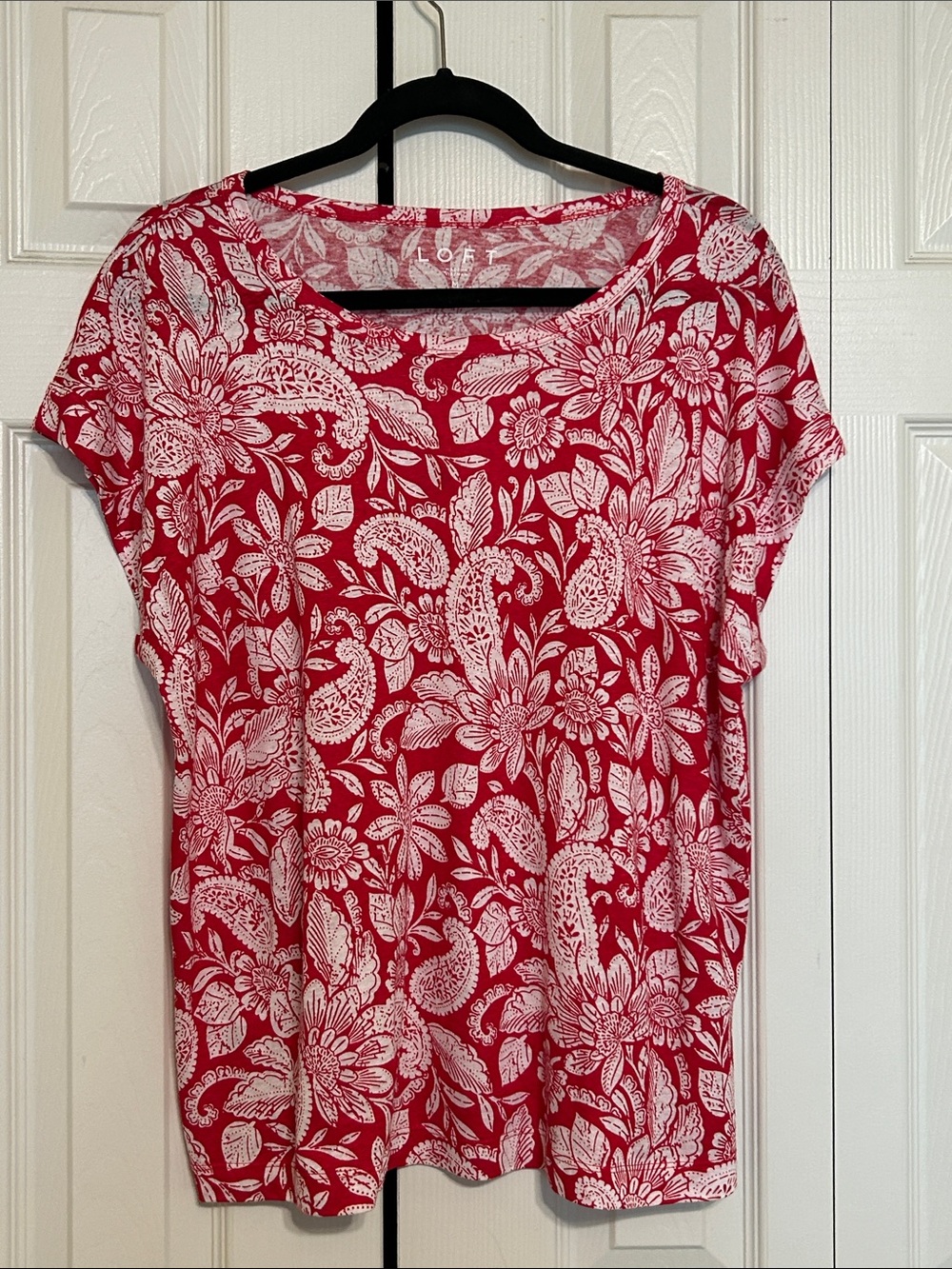 LOFT Red and White Floral Linen Blend Short-Sleeve Tee - Sz L